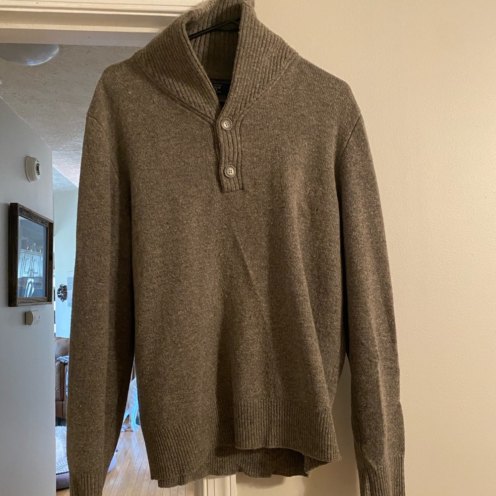 Men’s sweater